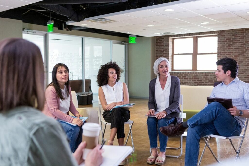 Qué hace el consejo de administración