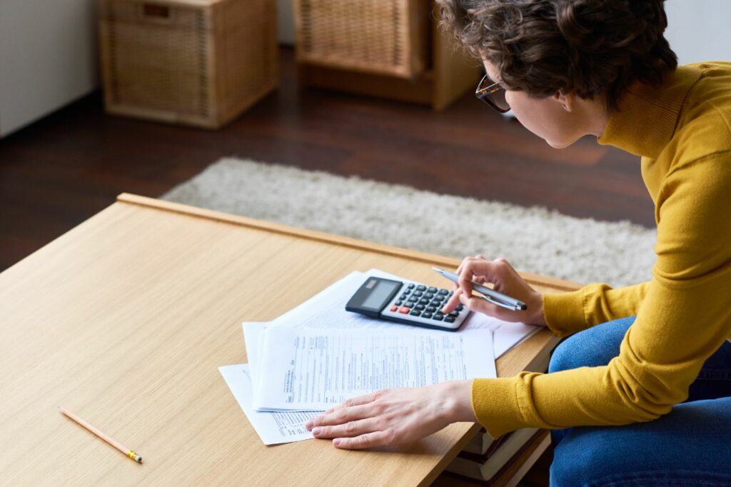 Cumplir la meta de estar libre de deudas