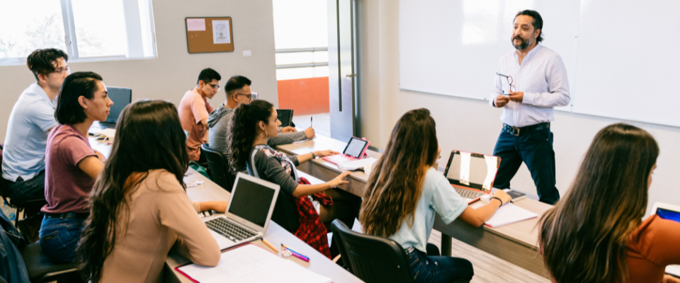 Póliza de renta educativa o seguro de educación
